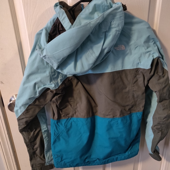 The north face women's ski jacket - Picture 2 of 4
